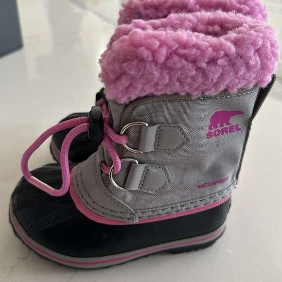Sorel Children’s Yoot Pac Nylon Boots-NWT!!! - Picture 4 of 6